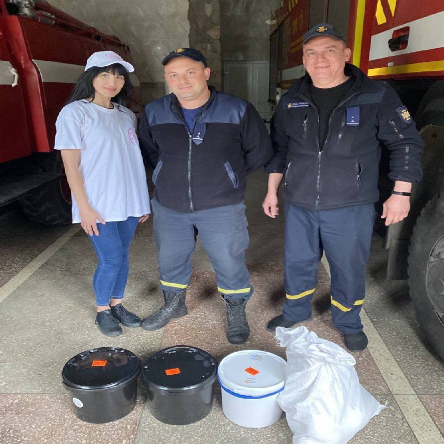 29.05.2022 BROUGHT HOT LUNCHES FOR THE RESCUERS FROM THE EMERGENCY MINISTRY! (100 PEOPLE)