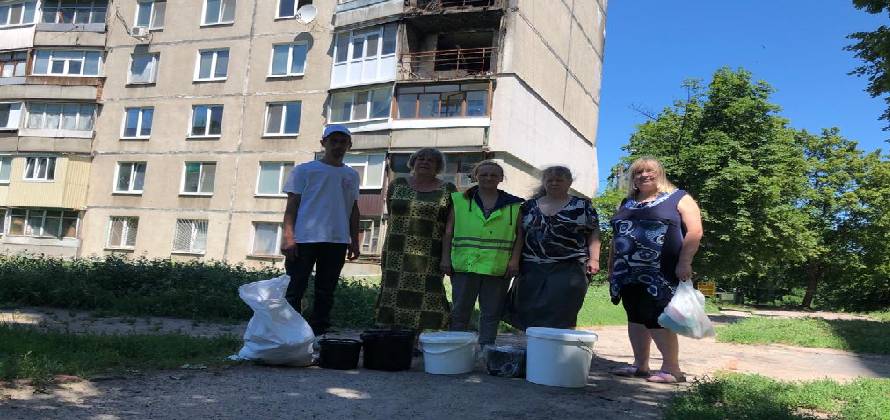 HOT LUNCHES FOR THE RESIDENTS OF NORTHERN SALTOVKA!