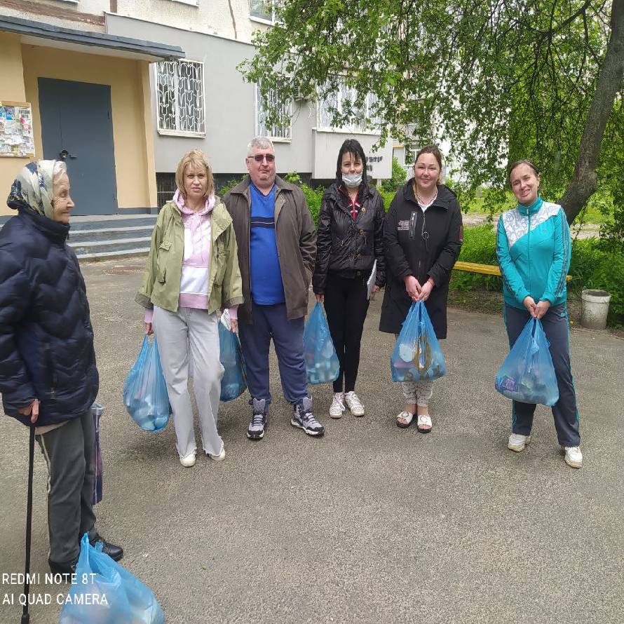 11.05.2022 ГУМАНИТАРНАЯ ПОМОЩЬ ДЛЯ ЖИТЕЛЕЙ ДОМА ПО УЛ. ВАЛЕНТИНОВСКОЙ!