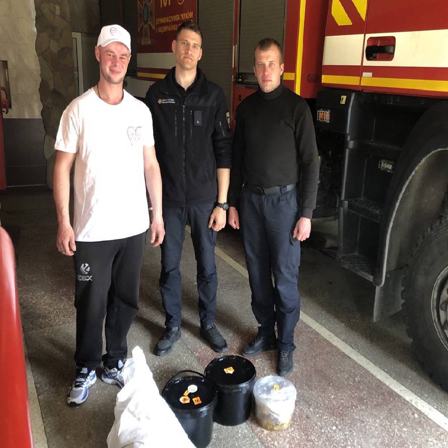 27.05.2022 BROUGHT HOT DELICIOUS LUNCHES FOR THE RESCUERS OF THE EMERGENCY MINISTRY! (100 PORTS)