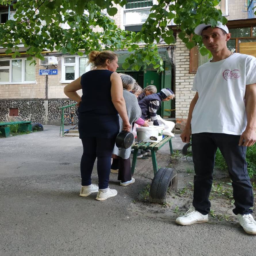 20.05.2022 Bringt den Bewohnern von SALTOVKA (100 Personen) ein warmes Mittagessen!